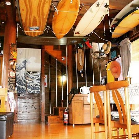 Отель Tropical Surf House Okinawa Онна Экстерьер фото
