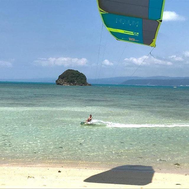 Отель Tropical Surf House Okinawa Онна Экстерьер фото
