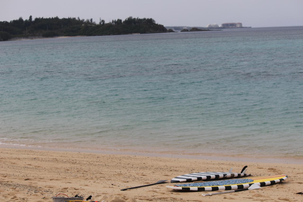 Отель Tropical Surf House Okinawa Онна Экстерьер фото